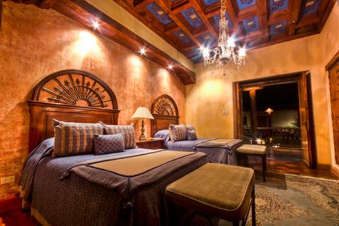 Hotel Palacio de Doña Leonor Guatemala
