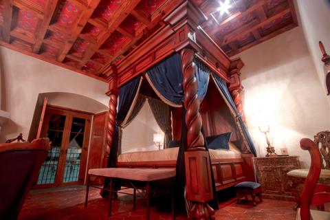 Hotel Palacio de Doña Leonor Guatemala