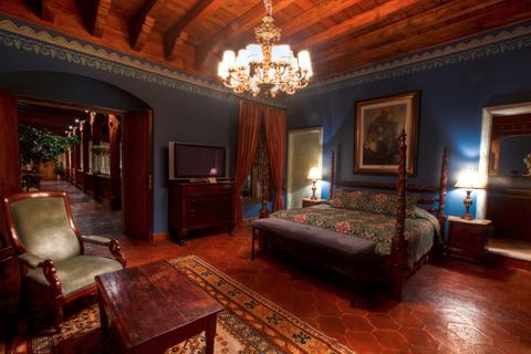 Hotel Palacio de Doña Leonor Guatemala