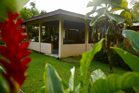 Cabinas Los Laureles Costa Rica