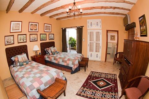 Casa Amarilla in Puerto Ayora Ecuador