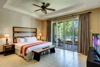 CC Beach-Front Hotel