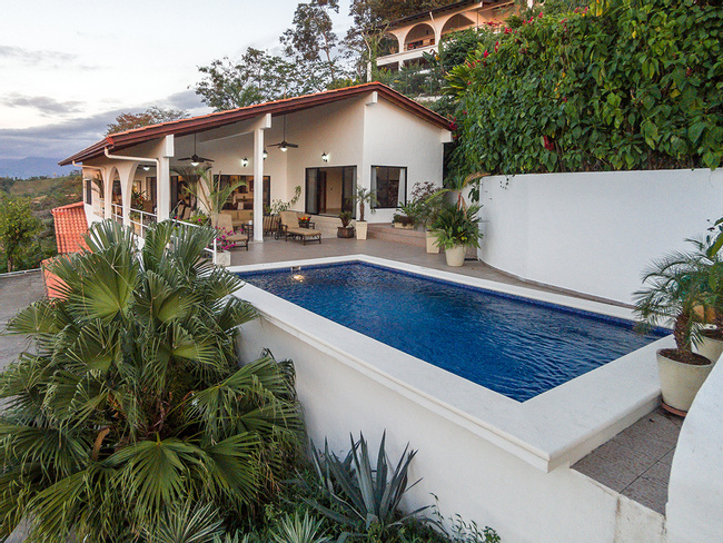 Casa del Toro Photo