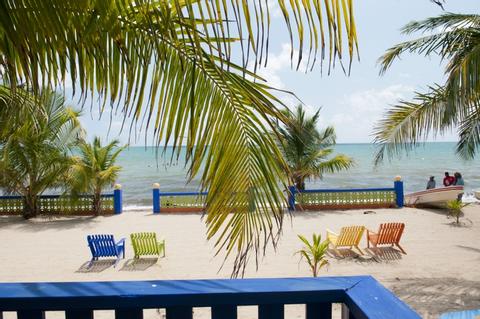 Coconut Row Belize