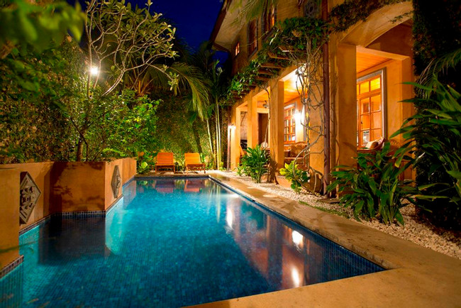 Courtyard Villas photo