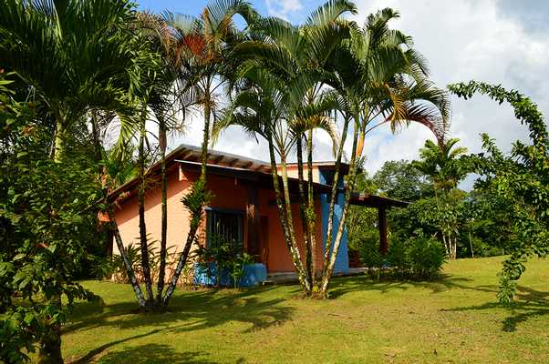 Erupciones Inn Bed & Breakfast