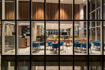 Holiday Inn Lima Airport photo 4