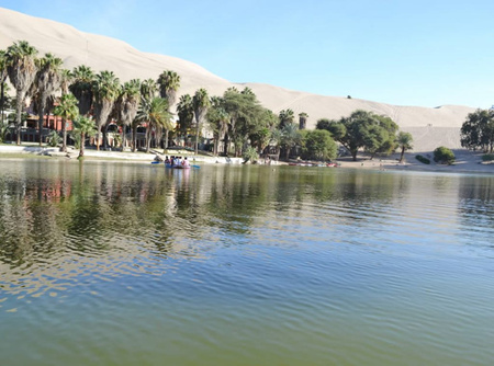 Hostal Curasi in Huacachina