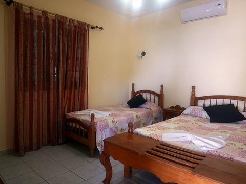 Hostal El Ocaso 28