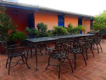 Hostal Lola 415