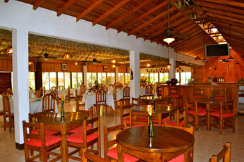 Jungle Lodge Hotel photo 5