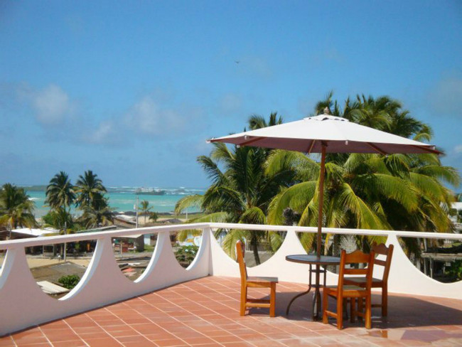 Hotel La Laguna Galápagos photo