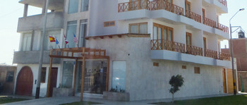 Hotel Los Flamencos photo 4