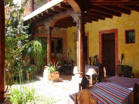Hotel Palacio de Doña Beatriz Guatemala