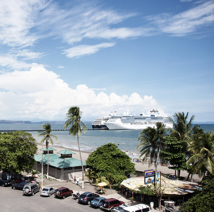 Hotel Puntarenas Beach photo