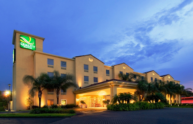 Quality Hotel Real San José Photo