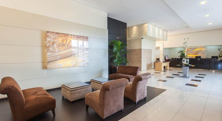 Howard Johnson Hotel Guayaquil photo