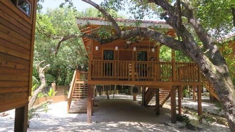 Mariposa Resort Belize