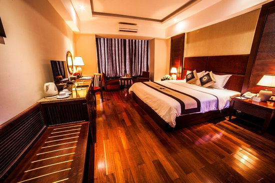 Moonlight Hotel photo