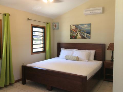 Palm Cove Cabins Belize