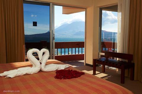 Porta Hotel del Lago Guatemala