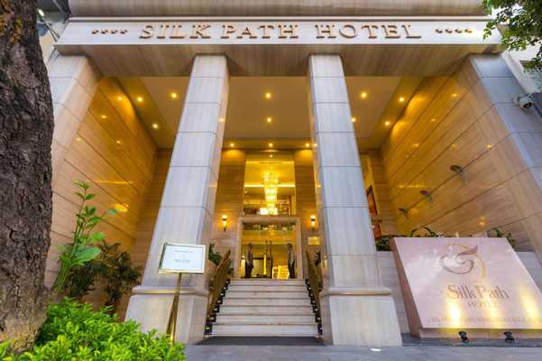 Silk Path Luxury Hotel