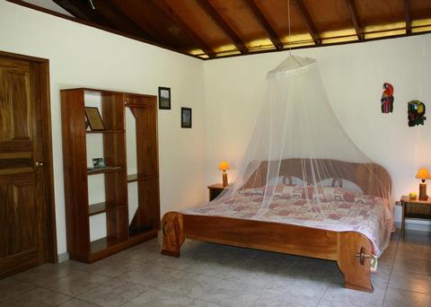 Suizo Loco Lodge Costa Rica