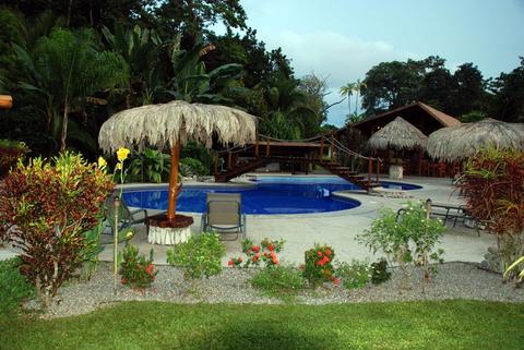 Suizo Loco Lodge Costa Rica