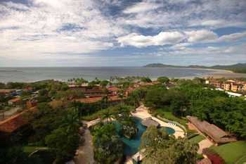 Tamarindo Diria Beach Resort
