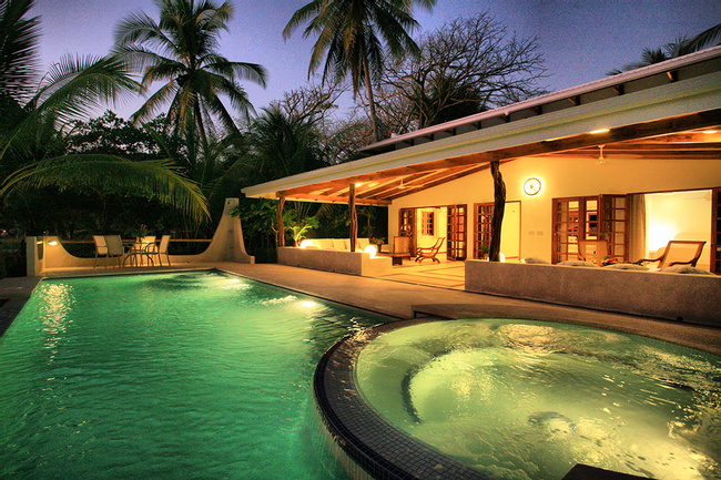 Hotel Trópico Latino Photo