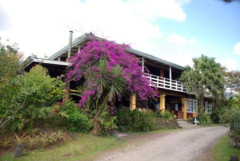 Turrialtico Mountain Lodge Costa Rica