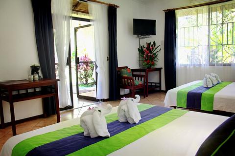 Hotel Villas Rio Mar Costa Rica