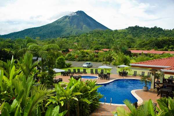 Volcano Lodge Hotel and Thermal Experience