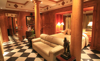Zephyr Palace photo 3