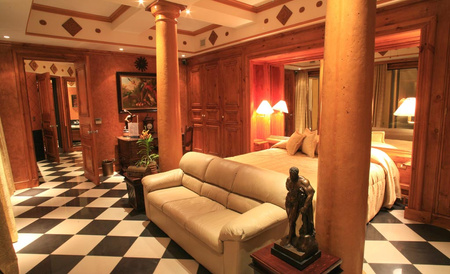 Zephyr Palace
