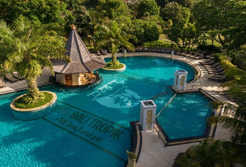 Bali Tropic Resort & Spa photo 5