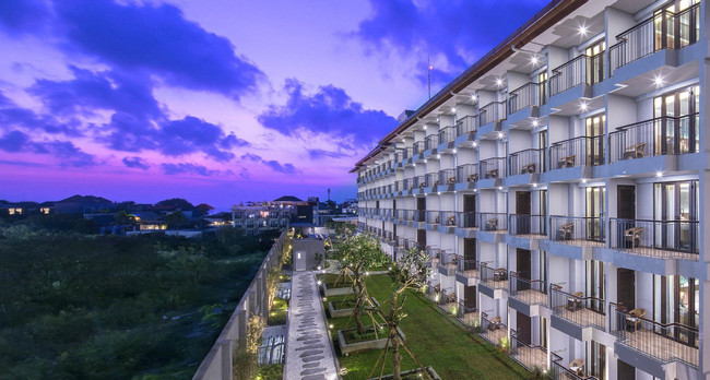 Eastin Ashta Resort - Canggu photo