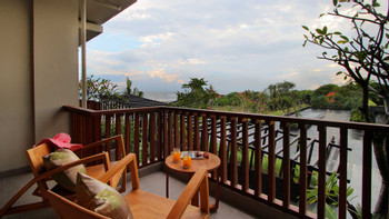 The Haven Suites Bali Berawa photo 4
