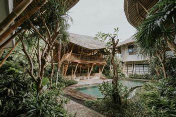 Zin Canggu Resort And Villas photo 2