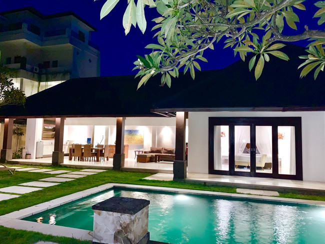 Grand Avenue Bali Villas photo