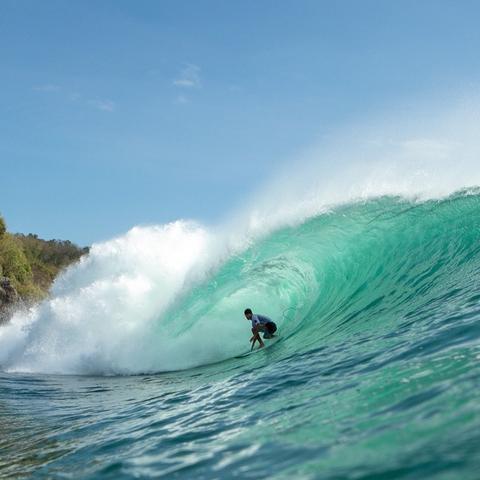 Surfing Lesson for Beginners Indonesia