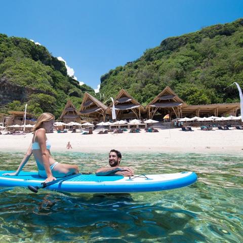 Beach Club and Uluwatu Temple Indonesia