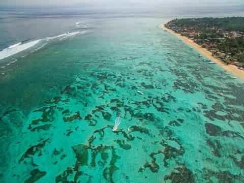 Beach Club and Uluwatu Temple Indonesia
