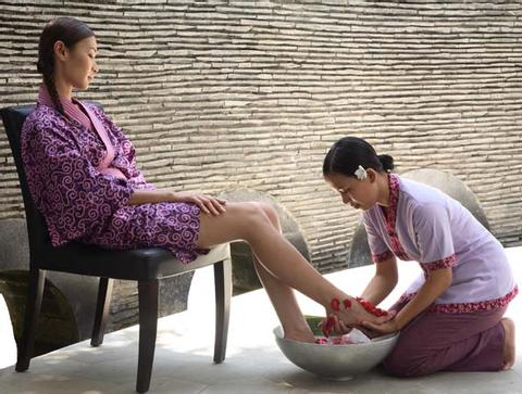 The Lovebird Couple Treatment Indonesia