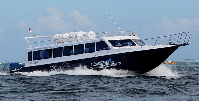 High speed boat from Serangan to Gili Trawangan photo