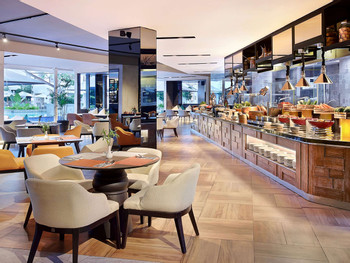 Grand Mercure Seminyak photo 4