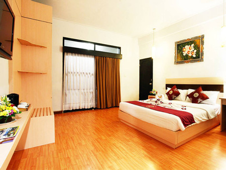 Puri Saron Hotel photo 2