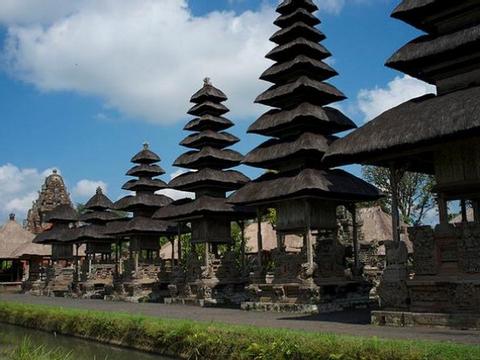 Essential Bali Indonesia