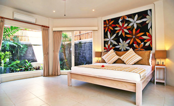 Lovina Bali Resort photo 3