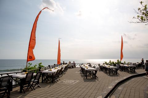 Morning Adventure at Tanah Lot